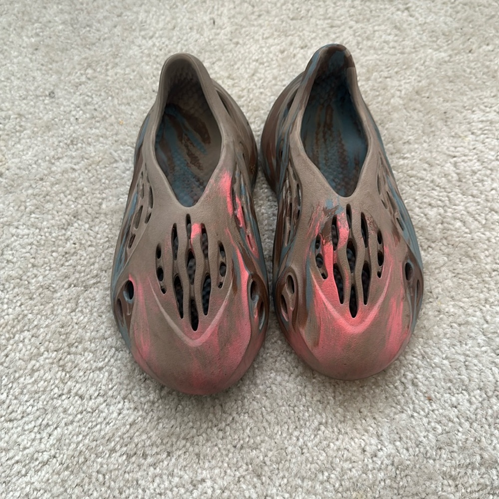 PRICE DROP - LIMITED TIME authentic yeezy foam runners size women’s 8